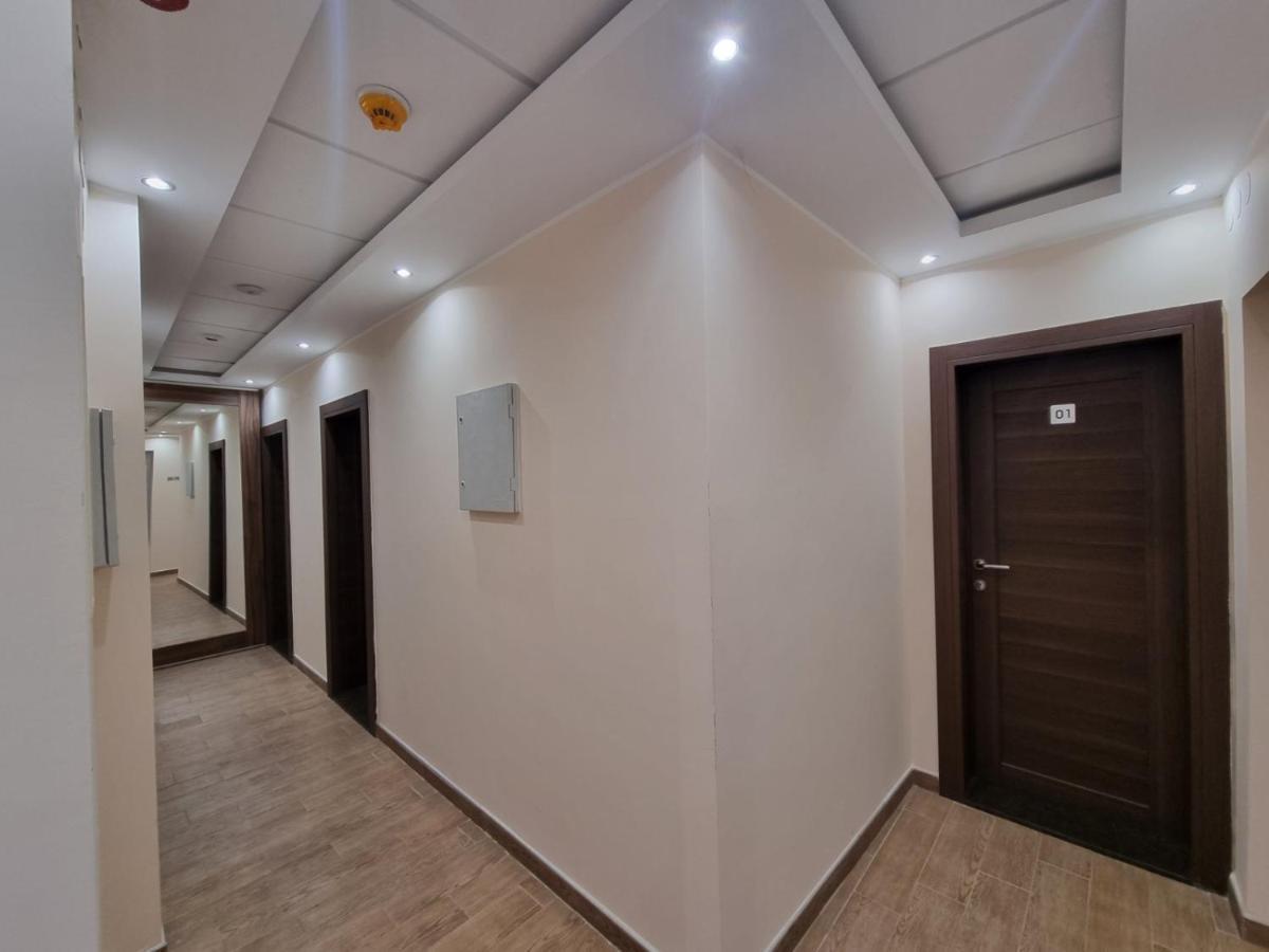 Gosnje Lägenhet Novi Sad Exteriör bild