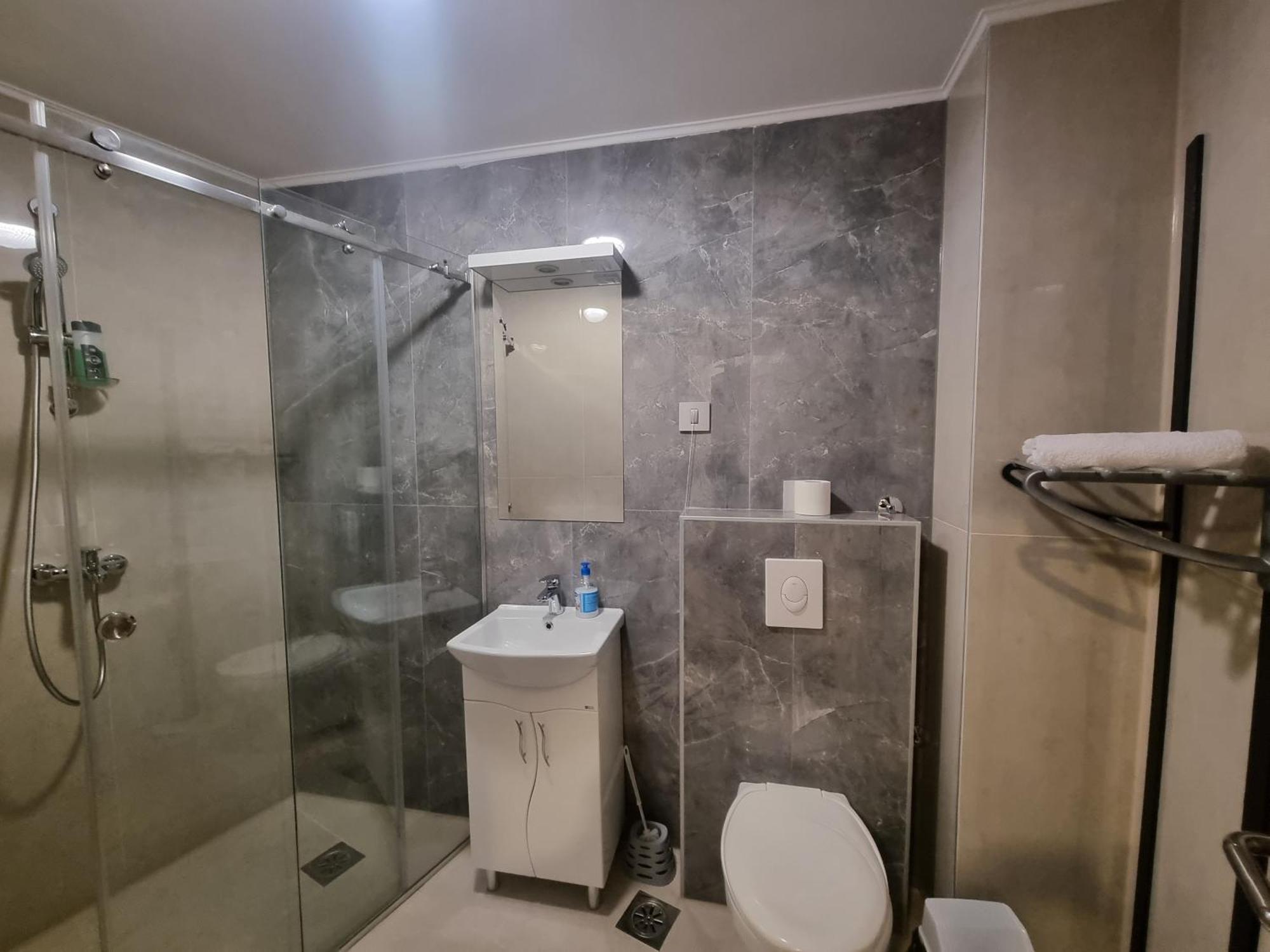 Gosnje Lägenhet Novi Sad Exteriör bild