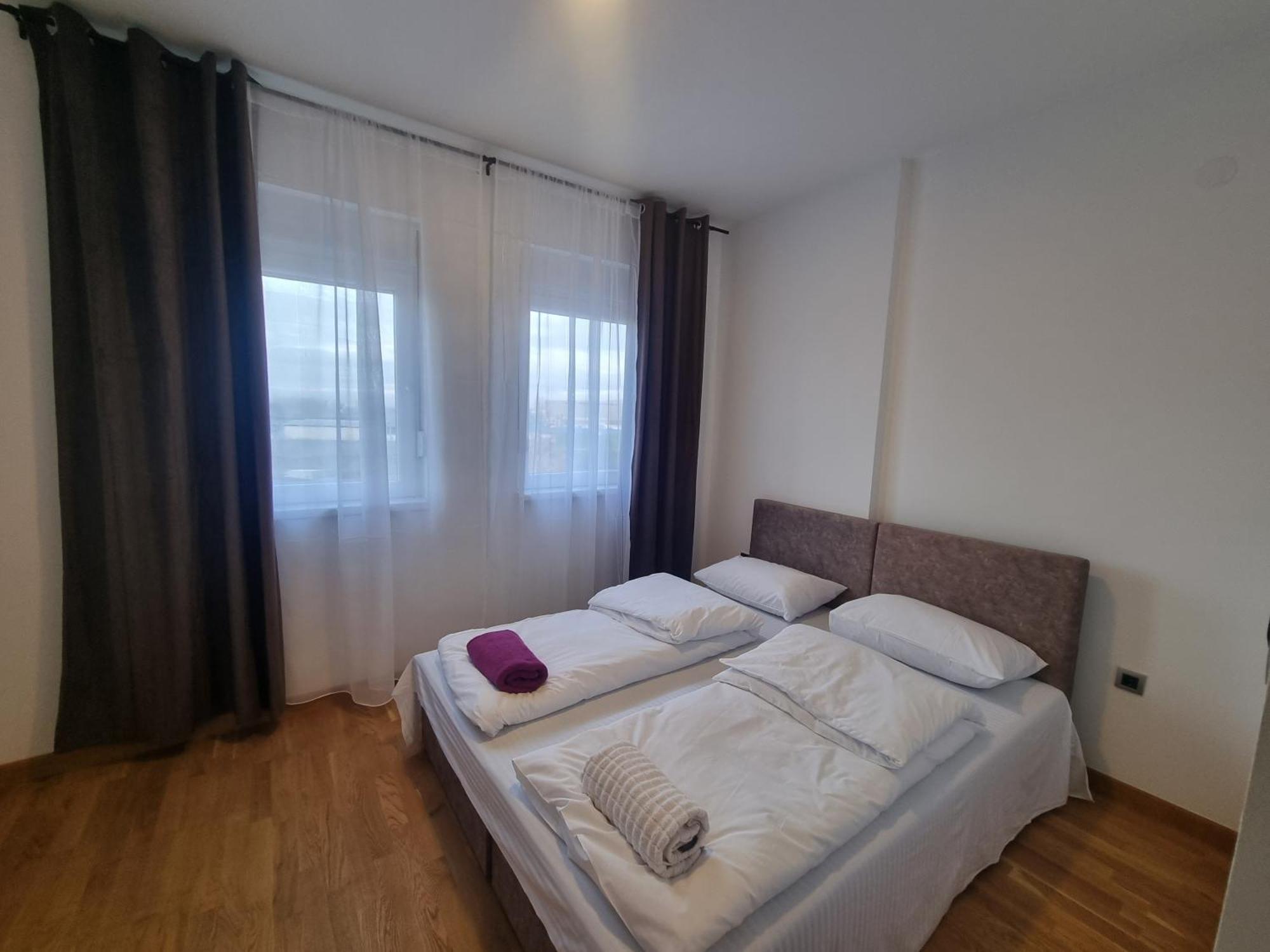 Gosnje Lägenhet Novi Sad Rum bild